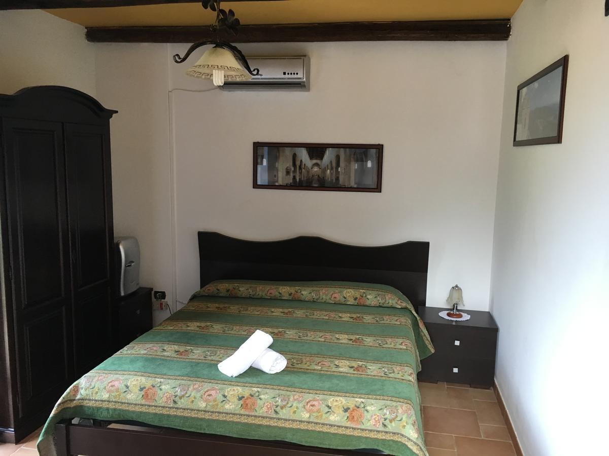 La Bastia Bed & Breakfast Scilla Exterior photo