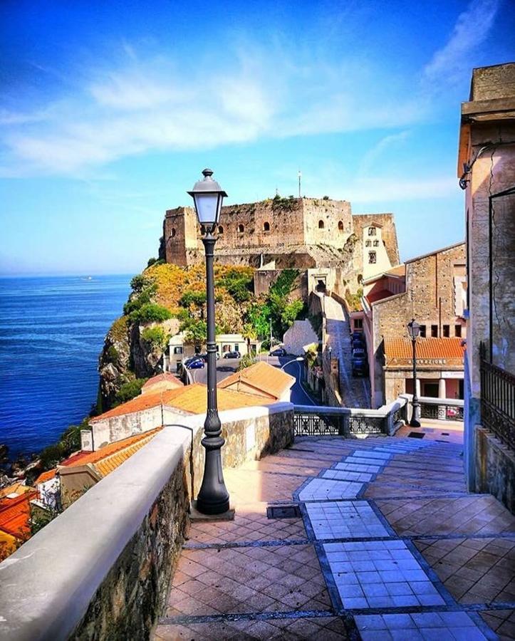 La Bastia Bed & Breakfast Scilla Exterior photo